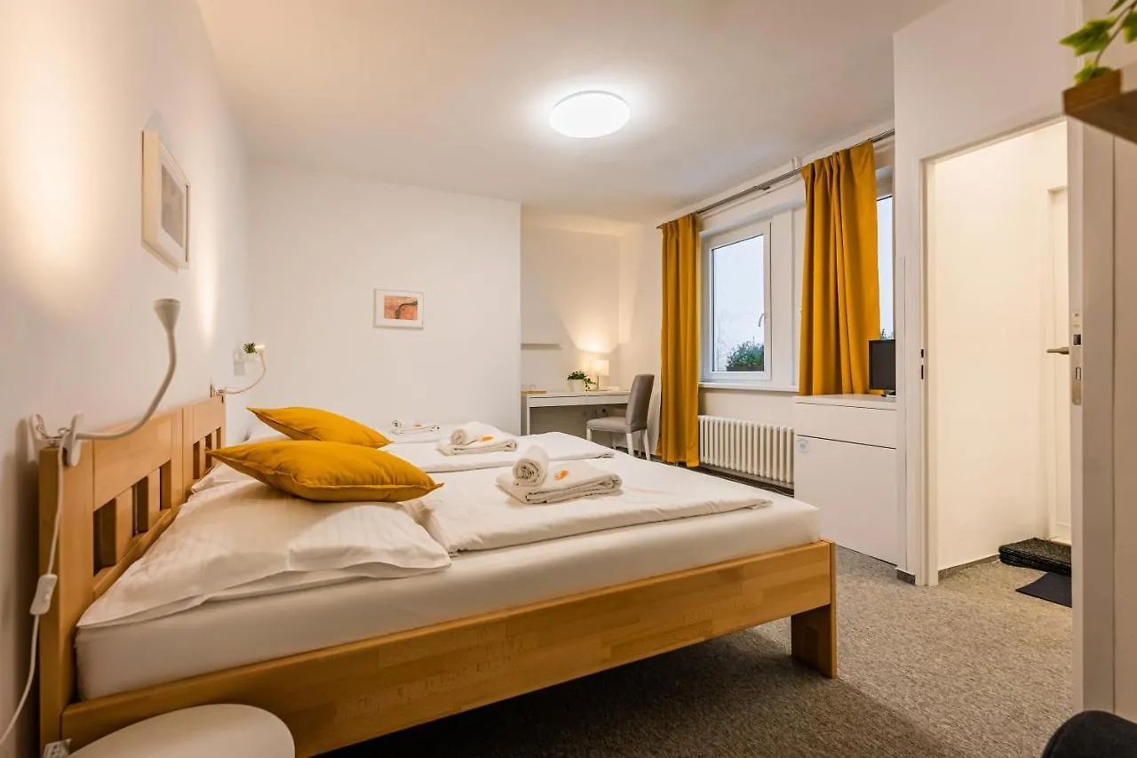 Self-Service Hotel Ostas Praha Csehország