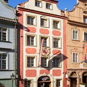 Hotel Red Lion, Praag