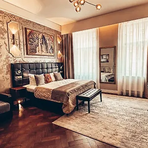 Alfons Boutique פראג