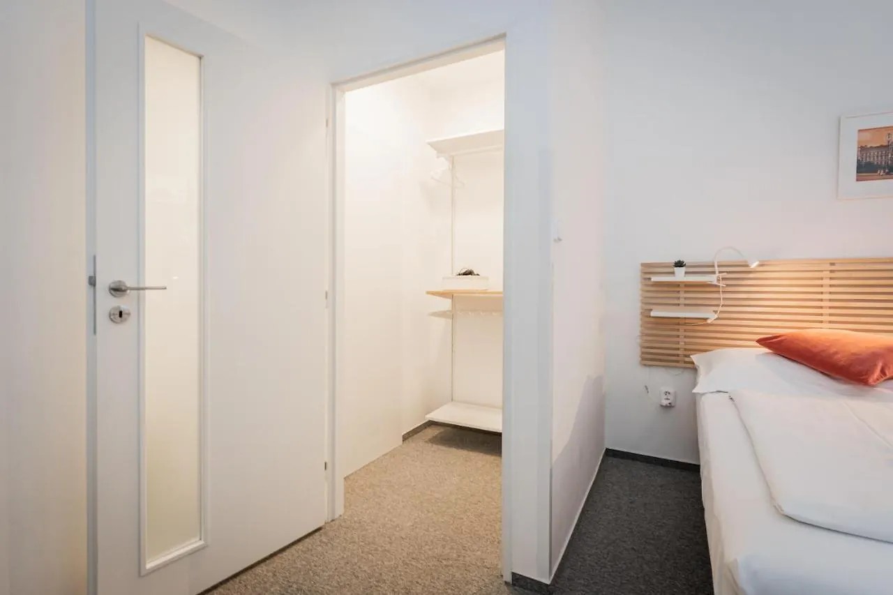 Hotel Ostaš Praha 3*, Prag Tschechische Republik